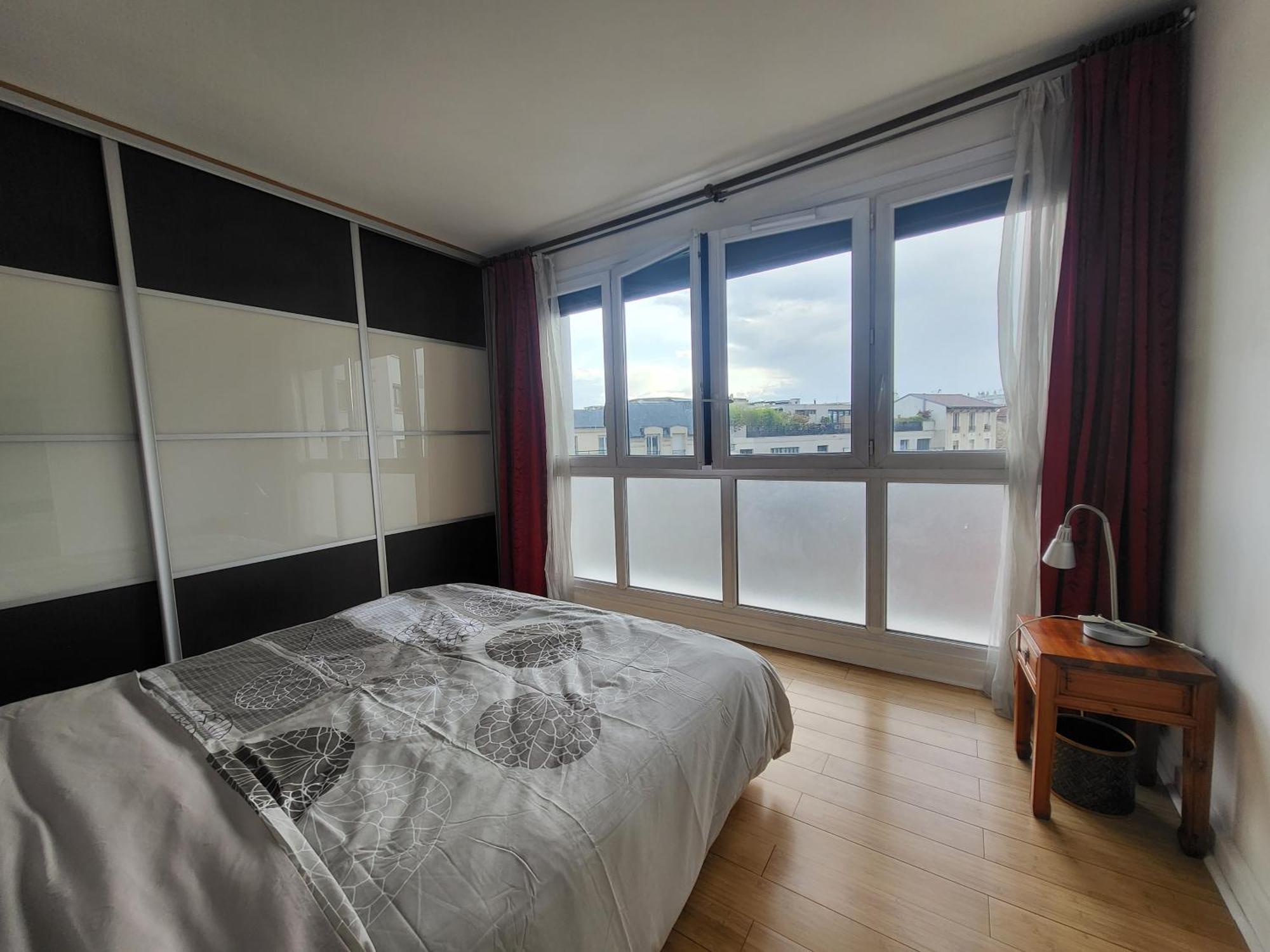 Spacious And Comfortable Apartment - Perfect For Families & Friends - Near Public Transportation Монруж Екстер'єр фото
