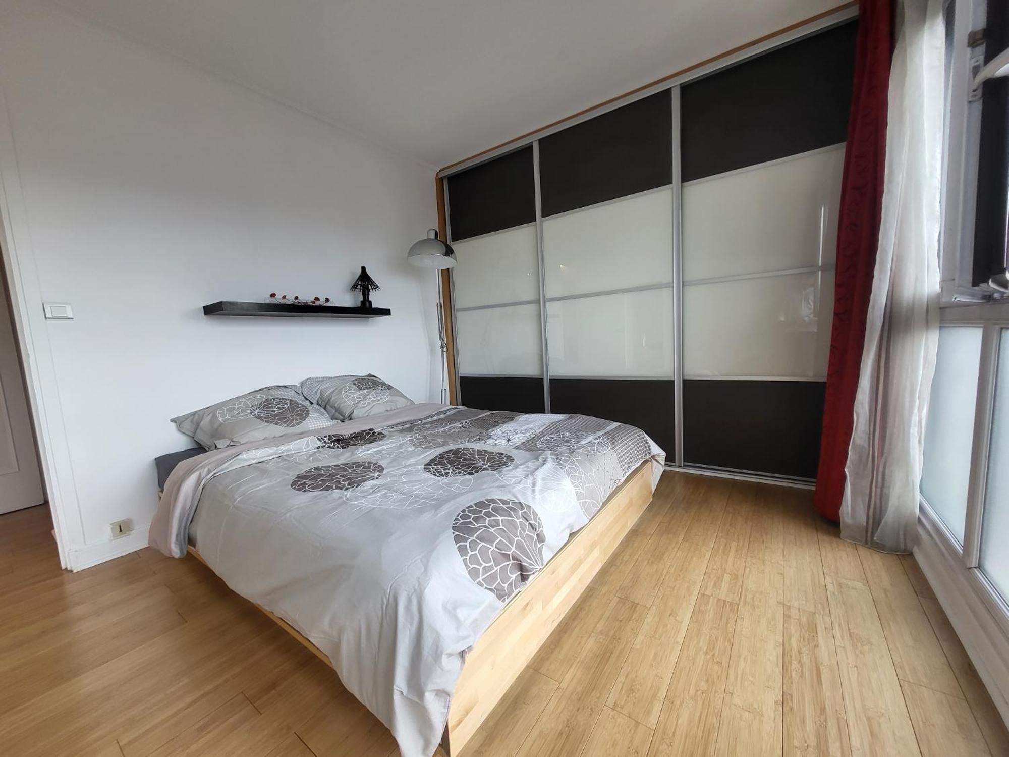 Spacious And Comfortable Apartment - Perfect For Families & Friends - Near Public Transportation Монруж Екстер'єр фото